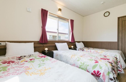 Sumuide House | Family-Friendly Retreat at Sea Breeze Sumuide - 9/10 Rated