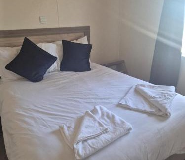 Newquay Villa | Sea Breeze Villa near to Newquay sleeping 6 guests