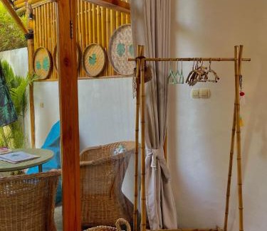 Gili Air Villa | Oceanfront Sea Breeze Villas - Gili Air with Pool Access