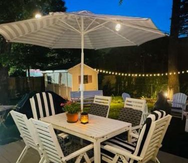 Wading River House | Cozy Sea Cliff Retreat: 5 Mins to Beach & Family-Friendly