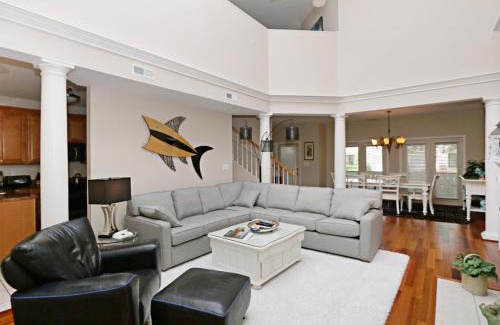 Bethany Beach House | Relax at Sea Colony - Enjoy Private Beach & Ocean Views