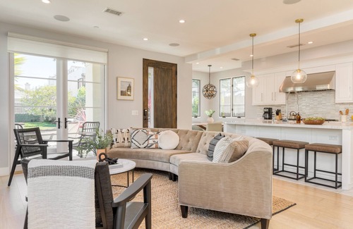 Corona del Mar House | Beachside Retreat at Sea Crown by AvantStay | 9.8/10 Rated