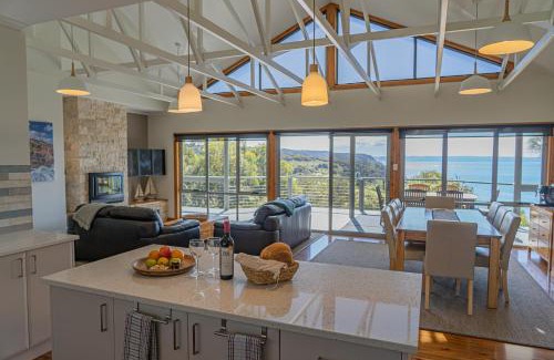 Willoughby Bed & Breakfast | Experience Sea Dragon Kangaroo Island: Beachfront Bliss Await