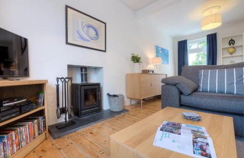 St Ives House | Ocean View at Sea Dream - Family Friendly 4-Star Stay