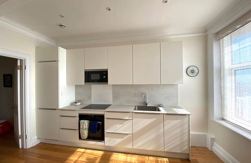 Meads Apartment | Family-Friendly Sea Dreams Apartment with Balcony & Views