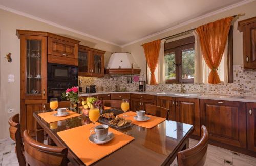 Argassi House | Sea Esta: 4-Star Stay with Pet & Child-Friendly Amenities