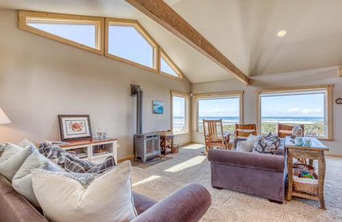 Tierra Del Mar House | Relax at Sea-Esta in Tierra Del Mar - Pet Friendly Stay!