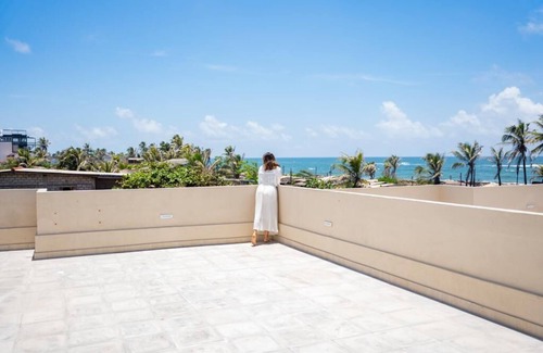Rathmalana Villa | Relaxing Beachfront Villas with Spectacular Sea Views