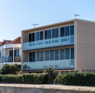Glenelg South Apartment | Family-Friendly Sea Esta on the Esplanade: 4-Star Comfort