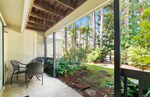 Seagrove Beach House | Guest Rated 10/10 at Sea Foam Sailboat - Family Friendly Stay
