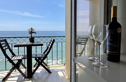 Cascais Condo | Sea Front Apartment Estoril Coast