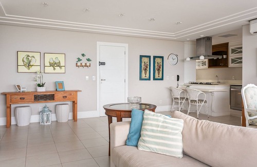 Santinho Apartment | Seaside Penthouse with Pool & High-Speed Wi-Fi Access