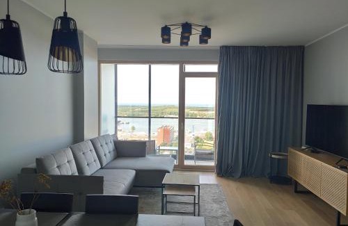 Klaipeda Apartment | Sea Gate Apartment: Top-Rated Family Getaway on 20th Floor