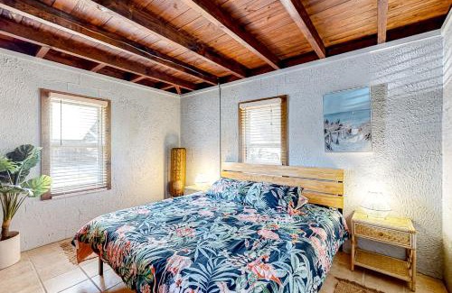 Colington House | Family-Friendly Retreat at Sea Girls - Rated 7.7/10