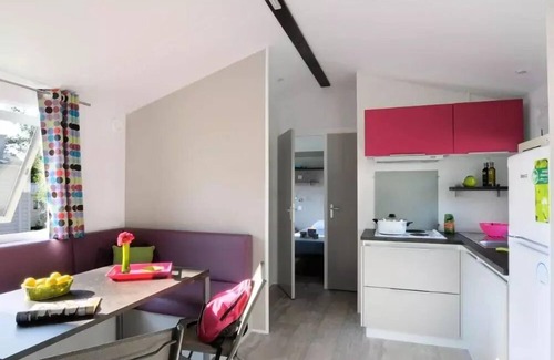 Saint-Briac-sur-Mer Ski Chalet | Sea Green - Camping Emeraude * - Comfort Chalet 2 bedrooms 5 people
