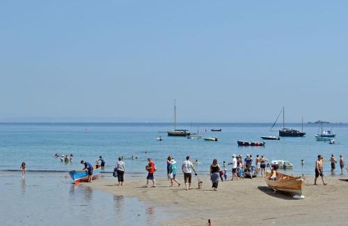 Gorran Haven House | Discover Sea Haven - Family and Pet-Friendly Getaway