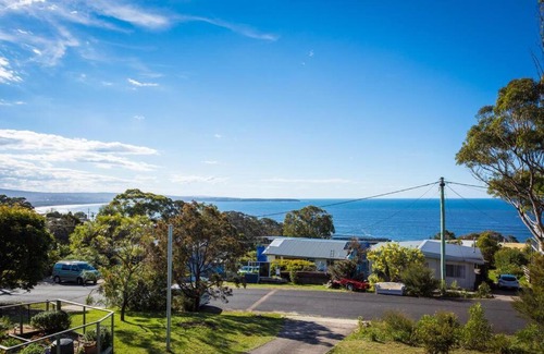 Pambula Beach House | Lovely Sea Home with a View at Pambula Beach - Pet Friendly