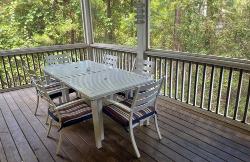 Oceanmarsh Subdivision House | Sea Island Cotton: Top Rated Stay with Pool & Breakfast