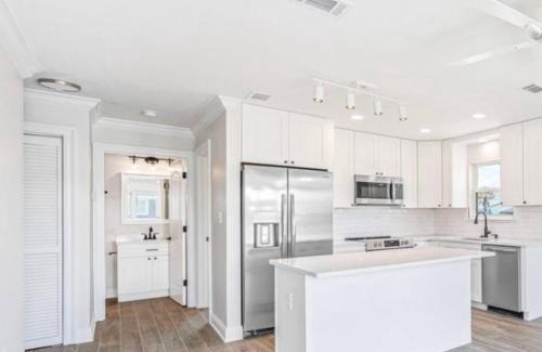 Sunnyside Villa | Indulge at Sea La Vie: Top-Rated with Pool & Hot Tub