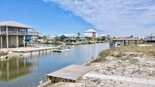 Silver Cay House | Discover Sea Level: Family and Pet-Friendly Retreat