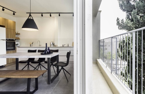Ramat Hasharon Apartment | Top-Rated Comfort at Sea N' Rent - 23 Shderot Bialik