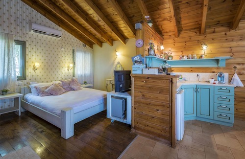 Ramot Cabin | Experience the Sea of Galilee with Panoramic Views & Spa