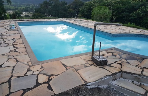 Pedro Leopoldo House | Discover the Sea of Spain: Pet-Friendly Retreat with Pool