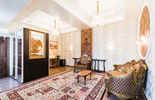Sovetsky City District Apartment | Sea Palace Apartment: Family-Friendly with Breakfast & Hot Tub