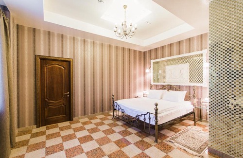 Sovetsky City District Apartment | Sea Palace Apartment: Family-Friendly with Breakfast & Hot Tub