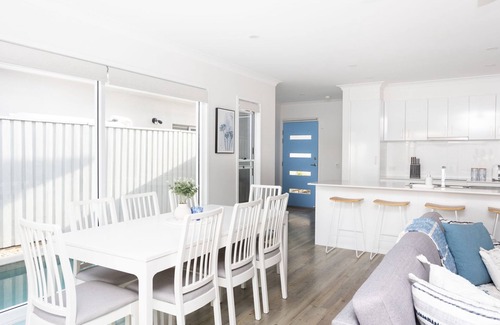 Kingscliff House | Beachside 4 Bedroom Sea Poppy Home with Private Pool