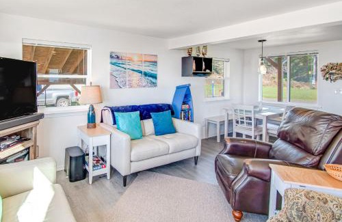 South Bend House | Unforgettable Retreat at Sea-Renity Sunset Hideaway