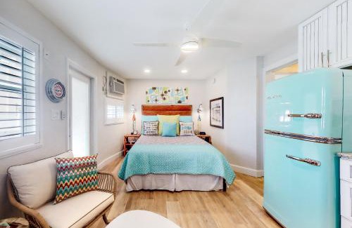 North Redington Beach Hotel | Oceanfront Retreat at Sea Rocket 8 - Family-Friendly Escape