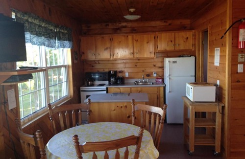 Bayfield Ski Chalet | Pet-Friendly Sea'scape Cottages with Private Beach Access