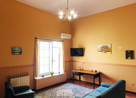 Riposto House | Oceanfront Sea Shell: Guest Rated 9.6, Ideal for Families