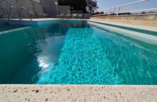 Aspra Apartment | Oceanfront Sea Sicily View with Pool and Pet-Friendly Options