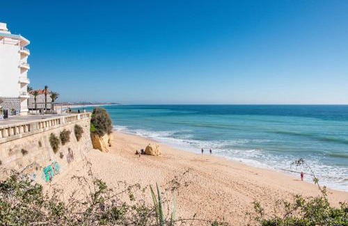 Armacao de Pera Apartment | Guest Rated 10/10: Sea Side Apartment with Ocean Views