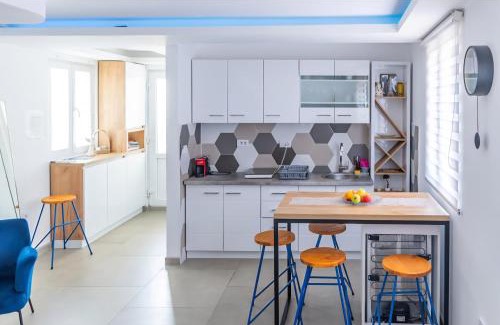 Orahovac Apartment | Cozy Sea Side Apartment: Pet and Child Friendly Retreat