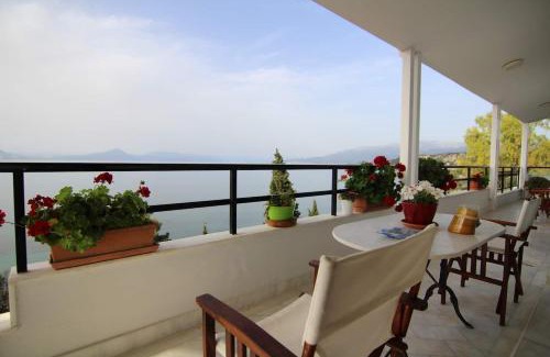 Alissos Apartment | Unforgettable Sea Side Villa Alexandra with Ocean View & Hot Tub