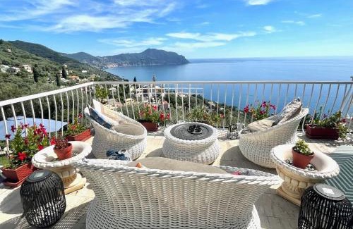 Pieve Ligure Villa | Oceanfront Retreat with Pool, Gardens & 10/10 Guest Rating