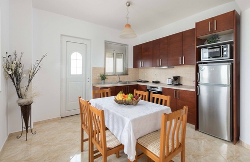 Afandou House | Beachside Sea Spirit Apartment with Ocean View & Accommodations