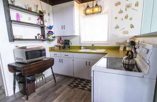 Bandon House | Oceanfront Retreat: Pet-Friendly with Breathtaking Views