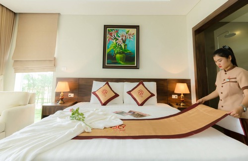 Dong Hoi Hotel | Sea Star Resort Quang Binh: Family-Friendly Getaway