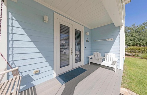 Seagrove Beach House | Sea Suite with Hot Tub Steps from the Beach