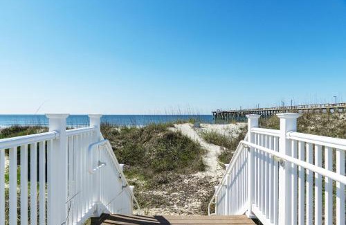 Yaupon Beach House | Discover Sea Tales: Family-Friendly Retreat with Pool & Hot Tub