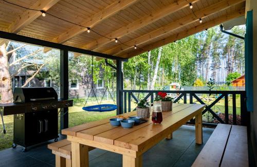 Zarnowica Villa | Experience Sea the Blue: Guest Rated 9.8, Pet Friendly Stay