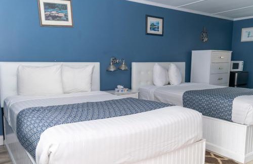 York Beach Hotel | Cozy Sea Turn Motel: Pet-Friendly with Pool & Family Fun