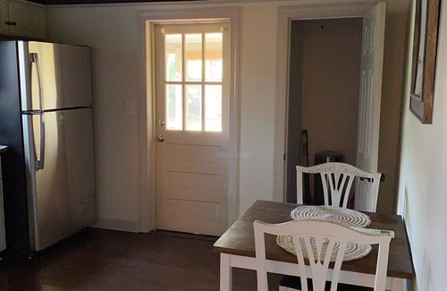 New Bern Cottage | Sea Turtle Cottage - Walk to Everything, Pet-Friendly Paradise