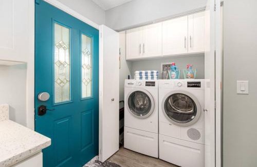 Jacksonville Beach House | Pet-Friendly Sea Turtle Townhouse: 10/10 Guest Rated Escape