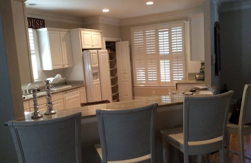 North Litchfield Beach House | Discover the SEA URCHIN Beach House with Pool & Ocean Views