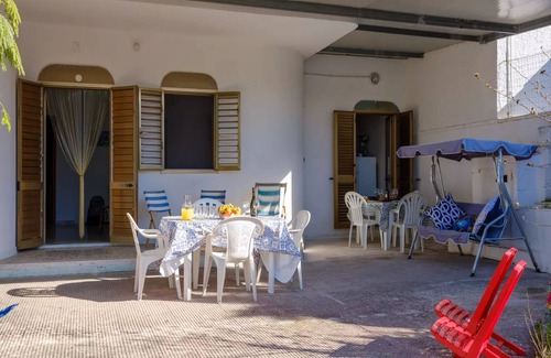 Torre Specchia Ruggeri House | Cozy Sea View Villa Scirocco Steps From the Beach